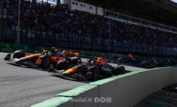 Verstappen critica il format Sprint: «Toglie la magia. Solo la partenza è emozionante» - Verstappen critica il format Sprint: «Toglie la magia. Solo la partenza è emozionante»