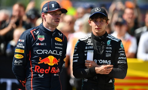 Verstappen difende Antonelli dopo gli errori: «Dà sempre tutto, mi rivedo in lui»