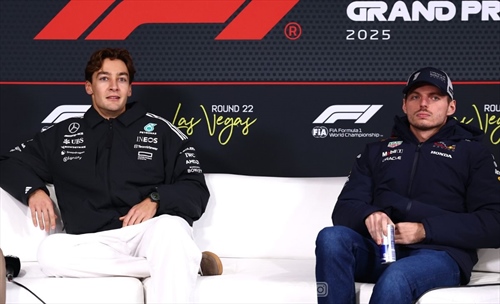 Verstappen «è frustrato e si vede», Russell: «Non c’è altro per lui in F1» - Verstappen «è frustrato e si vede», Russell: «Non c’è altro per lui in F1»