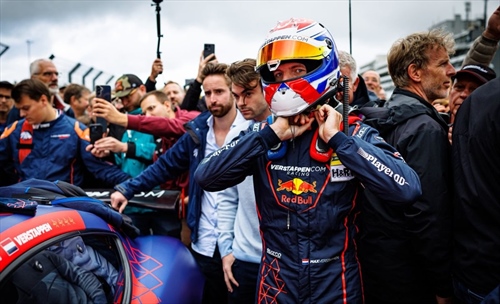 Verstappen e il suo weekend alternativo: «Esiste un solo circuito come il Nordschleife»