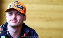 Verstappen e la risposta imbarazzante al GP del Belgio: «Durante la pausa farò tanto allenamento al polso»