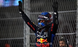 Verstappen: «È stata una stagione davvero complicata. Sono molto orgoglioso»