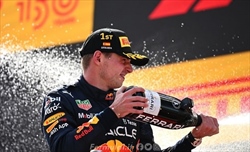 Verstappen: «Ecco come ho superato il problema del DRS. Felice per Perez» - Verstappen: «Ecco come ho superato il problema del DRS. Felice per Perez»