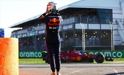 Verstappen getta la spugna: Soluzione ai problemi lontana. Titolo? Con altre 45 gare forse...