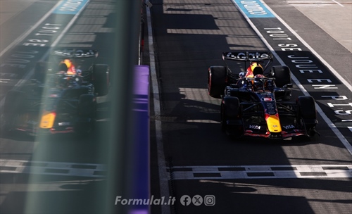 Verstappen in difficoltà: feeling assente e una monoposto ancora da decifrare - Verstappen in difficoltà: feeling assente e una monoposto ancora da decifrare