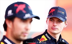 Verstappen-Perez, ci risiamo. Max: «Bisogna accettare il proprio ruolo. Non si può vivere nelle favole» - Verstappen-Perez, ci risiamo. Max: «Bisogna accettare il proprio ruolo. Non si può vivere nelle favole»