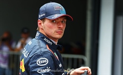Verstappen prende in giro Norris e la FIA durante una gara di beneficenza online