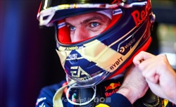 La risposta di Verstappen a papà Perez: «Io mi adatto alla macchina che mi danno» - Verstappen risponde alle affermazioni di Perez Sr: «Io mi adatto alla macchina che mi danno»