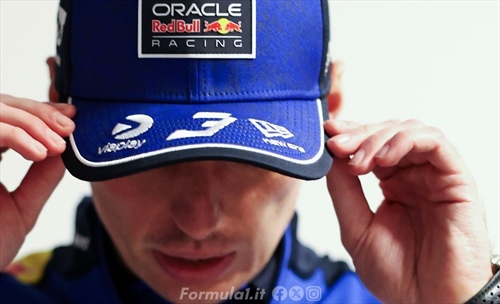 Verstappen scherza: «Un paio di drink e il 3 è mio» - Verstappen scherza: «Un paio di drink e il 3 è mio»