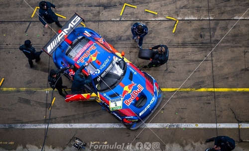 Verstappen si prepara alla 3 ore di Portimao: orari e dove vederla in TV - Verstappen si prepara alla 3 ore di Portimao: orari e dove vederla in TV