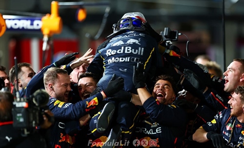 Verstappen vince a Las Vegas: «Oggi avevamo la situazione sotto controllo» - Verstappen vince a Las Vegas: 