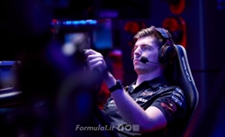 Verstappen vuole un 'sim da viaggio', ma Marko fraintende: «Assurdo pensare di installarlo lì»