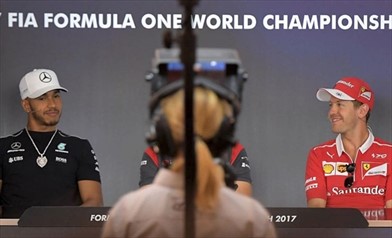 Vettel: chiarimento in conferenza stampa - Vettel: chiarimento in conferenza stampa