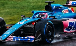 Vettel: «Consigli ad Alonso? Non li accetterebbe. Lui e Hamilton i miei più grandi rivali» - Vettel: «Consigli ad Alonso? Non li accetterebbe. Lui e Hamilton i miei più grandi rivali»