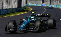 Vettel contro il DRS: «Sorpassare dovrebbe essere motivo d'orgoglio» - Vettel contro il DRS: «Sorpassare dovrebbe essere motivo d'orgoglio»