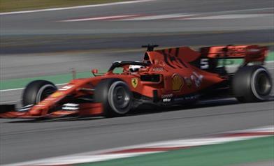 Vettel fuori pista con la Ferrari SF90 - Vettel fuori pista con la Ferrari SF90