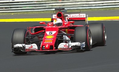 Vettel in Pole e prima fila tutta Ferrari in Ungheria - Vettel in Pole e prima fila tutta Ferrari in Ungheria