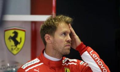 Vettel, la macchina è fortissima, peccato aver toccato il muro - Vettel, la macchina è fortissima, peccato aver toccato il muro