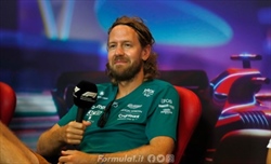 Vettel non andrà in Formula E, arriva la smentita: «Al momento non tornerò nel motorsport» - Vettel non andrà in Formula E, arriva la smentita: «Al momento non tornerò nel motorsport»
