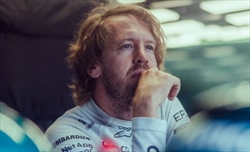 Vettel non si ritirerà, l'Aston Martin ne è certa: «Cercheremo di tenercelo stretto»