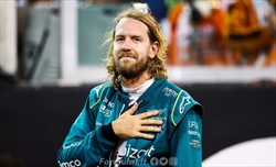 La mezza promessa di Vettel: «Non so dove, ma credo che ci vedremo in pista» - Vettel, possibile ritorno? «Tornare nel paddock sarebbe strano, ma mai dire mai. Però...»