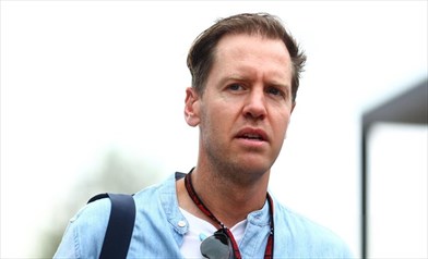 Vettel pronto al ritorno in F1? Adrian Newey svela il futuro del tedesco: «Gli fa onore»