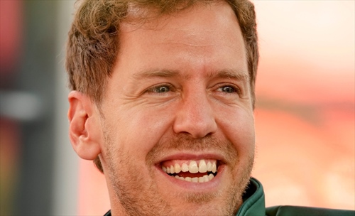 Vettel tra FIA e Red Bull: il futuro da leader del motorsport prende forma