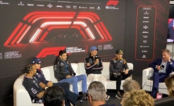 «Vi comportate diversamente quando lottate con Verstappen?» La risposta dei piloti - «Vi comportate diversamente quando lottate con Verstappen?» La risposta dei piloti