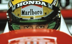 VIDEO - Art car speciale per Senna tra street art e livree old style: le immagini