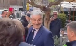 VIDEO - Binotto contestato, Arrivabene ammicca