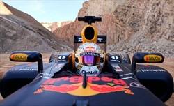 VIDEO - Dal simulatore alla realtà, Verstappen si diverte in attesa del GP del Belgio 2022