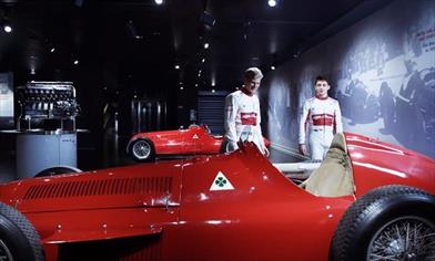 Video di lancio Alfa Romeo Sauber C37 - https://www.youtube.com/watch?v=3P-aesrbj4s