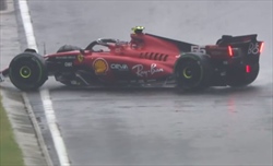 VIDEO - L'incidente di Carlos Sainz nelle FP1 del GP d'Ungheria - VIDEO - L'incidente di Sainz nelle FP1 del GP d'Ungheria