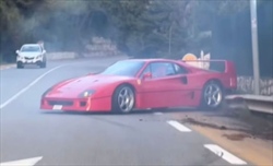 VIDEO - Strano incidente per la Ferrari F40 di Lando Norris: tutti i dettagli
