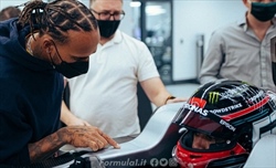 VIDEO - Supervisione di Hamilton sulla prova sedile di Russell
