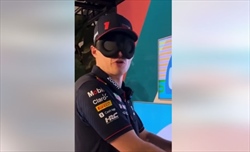 VIDEO - Verstappen fenomeno anche fuori dalla vettura: indovina i circuiti bendato