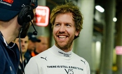 VIDEO - Vettel e l’omaggio a Michael Schumacher durante la Race of Champion