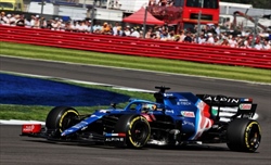 Villeneuve a Monza sull’A521: «Auto semplice da guidare, ma al simulatore sono stato male» - Villeneuve a Monza sull’A521: «Auto semplice da guidare, ma al simulatore sono stato male»