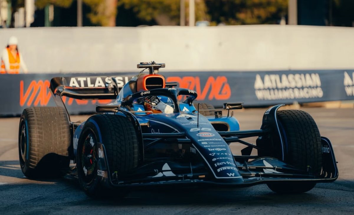 Villeneuve applaude Sainz: «È per questo che è stato ingaggiato»