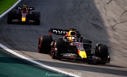 Villeneuve sulla Mercedes: «Mi chiedo da dove vengano queste prestazioni». Poi critica Max