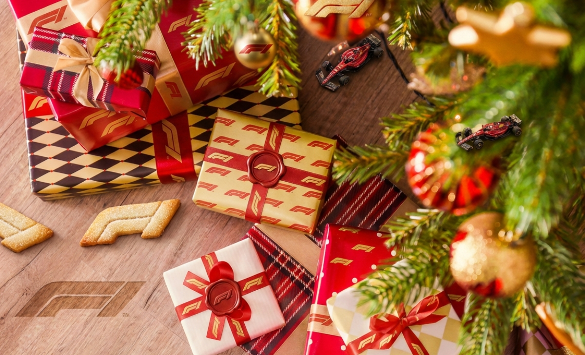 Natale 2025 - 10 idee regalo per tutti gli appassionati di Formula 1