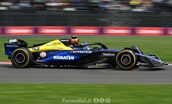 Williams, che pasticcio: danni alla macchina nelle prove di pit stop, i dettagli - Williams, che pasticcio: danni alla macchina nelle prove di pit stop, i dettagli