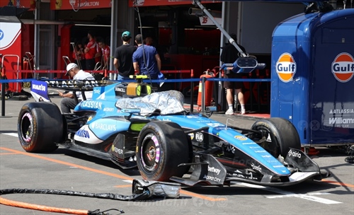 Williams, la cura dimagrante funziona: a Baku emerge la nuova FW48