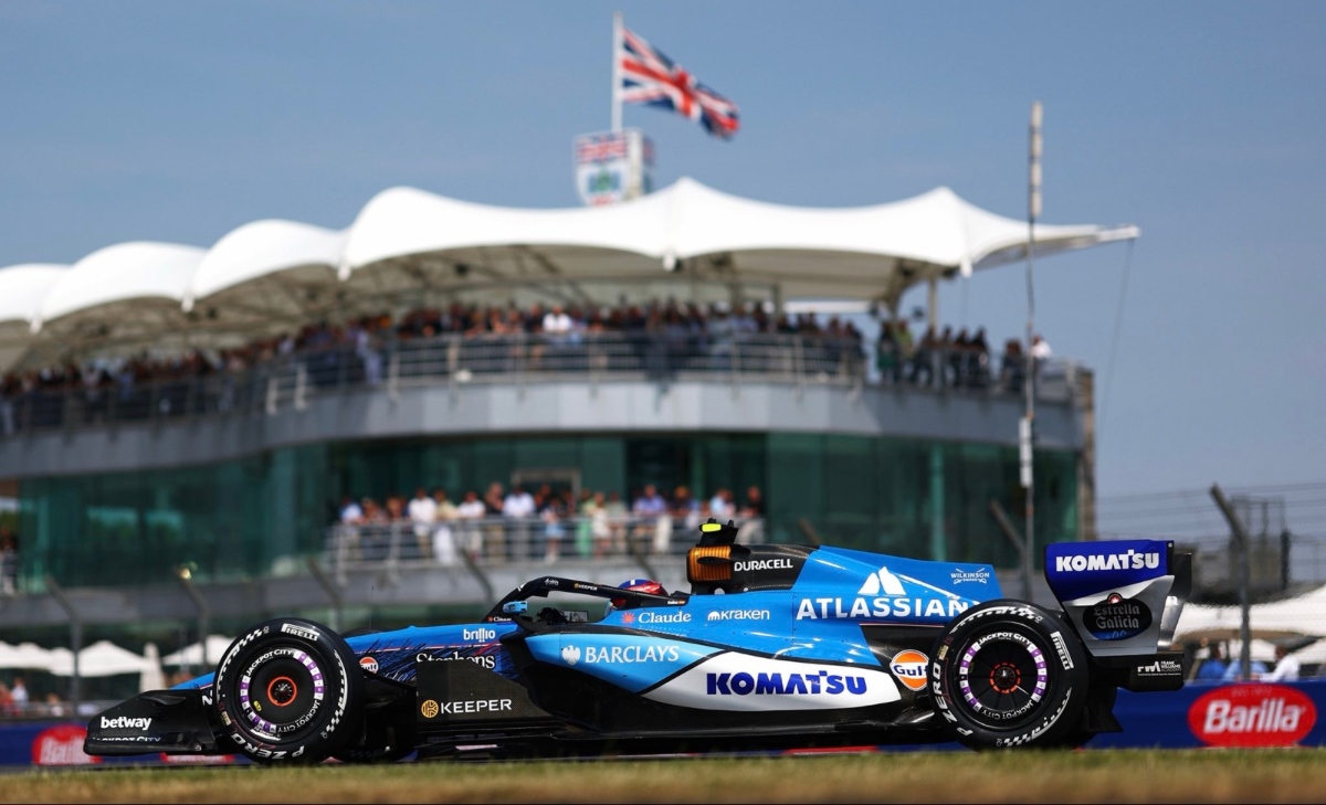 Williams, Sainz: «Aggiornamenti utili, ma siamo ancora lontani»