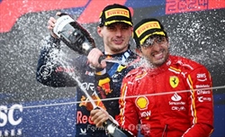 Williams-Sainz, discussioni avviate prima dell'annuncio Ferrari. Vowles: «C’è stato un flirt» - Williams-Sainz, discussioni avviate prima dell'annuncio Ferrari. Vowles: «C’è stato un flirt»