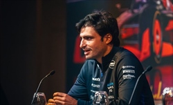 Williams, Sainz prende tempo: «6 mesi per estrarre tutto il potenziale dalla nuova auto» - Williams, Sainz prende tempo: «6 mesi per estrarre tutto il potenziale dalla nuova auto»