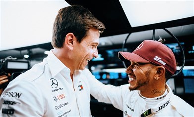 Wolf: «Il rinnovo di Hamilton? Vogliamo andare avanti insieme». E sulle trattative...