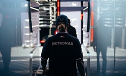 Wolff su Hamilton: È il miglior pilota al mondo, resteremo uniti nel bene e nel male - Wolff