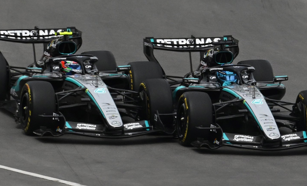 Wolff avverte i suoi: spettacolo sì, ma la Mercedes deve restare unita
