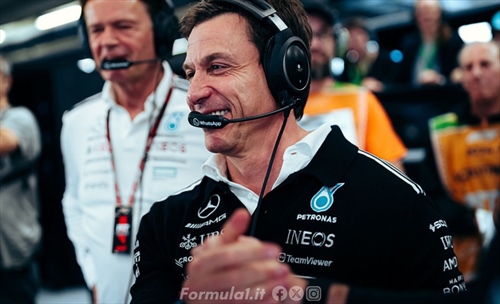 Wolff sibillino: «Con un ritiro di Norris si ribalterebbe la situazione» - Wolff chiude le porte a Verstappen: «Il titolo è ormai sfumato»